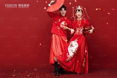 结婚照怎么做成壁纸？中国风婚纱照设计相册